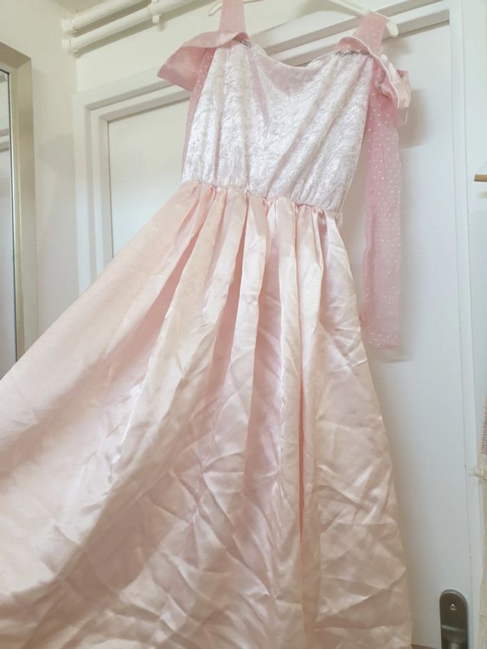 Robe de princesse Déguisement 8/10 ans - photo numéro 2