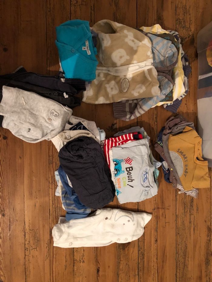 Lot 35 articles naissance hiver