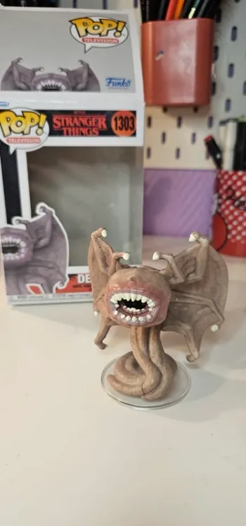 Pop Stranger things demobat numero 1303