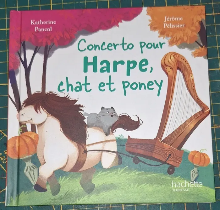 Livre Mac Do "concerto pour harpe, chat et poney" en très bon état