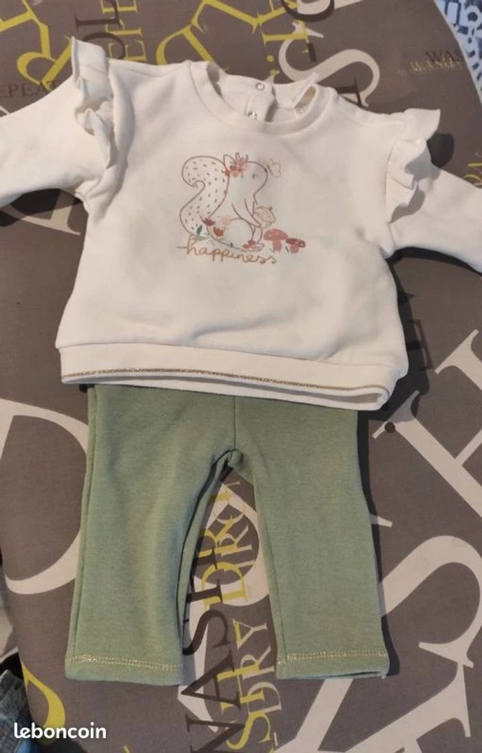 Bébé fille 3 mois - photo numéro 17