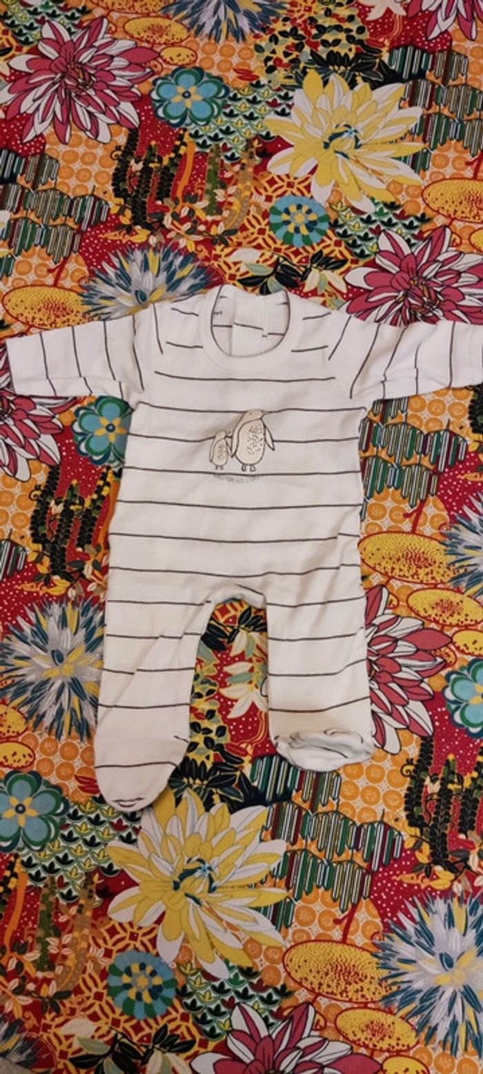 Lot 3 pyjamas 1mois - photo numéro 2