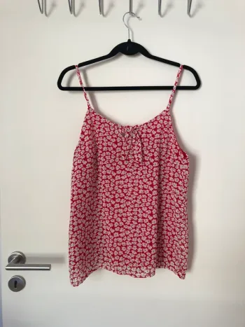 Top à bretelles rouge à fleurs Noémie & Co taille M neuf avec étiquette