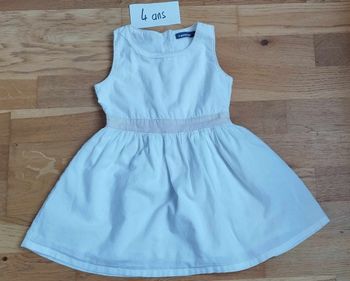 Robe 4 ans