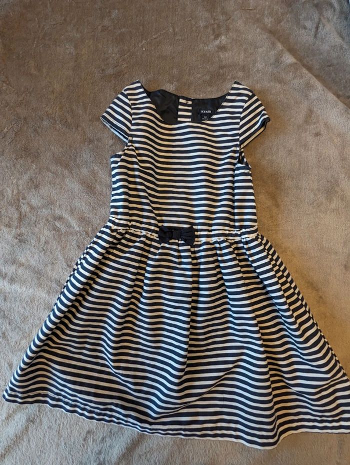 Robe rayée kiabi 4 ans
