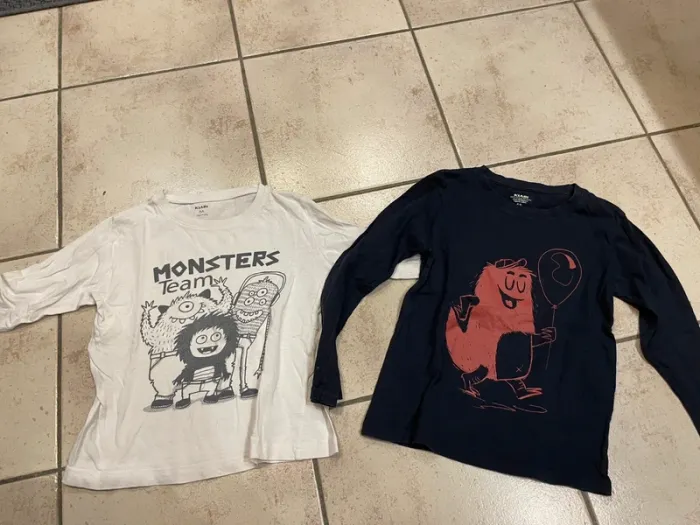 2 teeshirts manches longues Kiabi 6ans