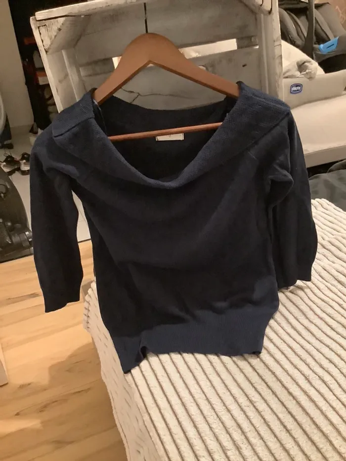 Pull bleu marine - photo numéro 2
