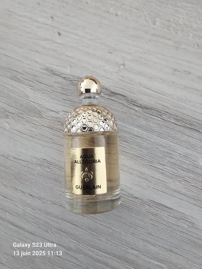 Lot miniatures parfum - photo numéro 2