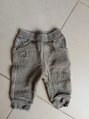 Jogging taille 3 mois