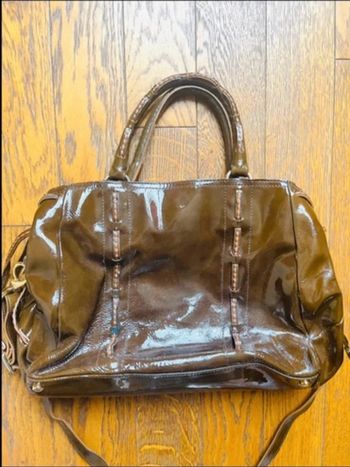 Sublime sac en cuir vernis plinio visona