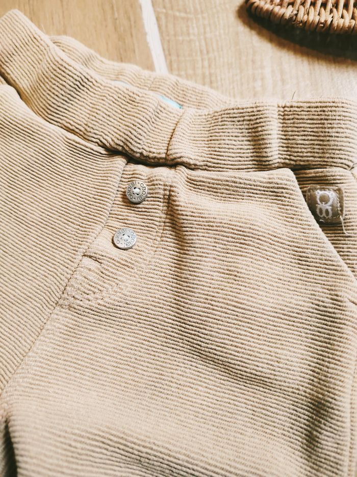 🐵Obaïbi/Okaidi - Ensemble Pantalon molletonné beige et chemise motifs chats et singes -taille 6mois - photo numéro 4