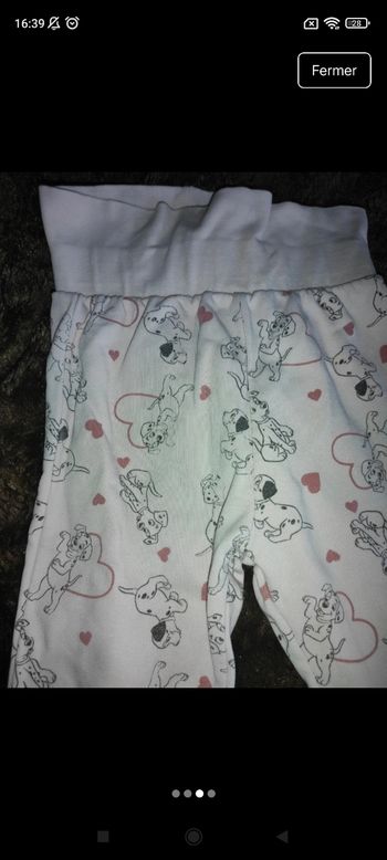 Très beau pantalon Disney e13