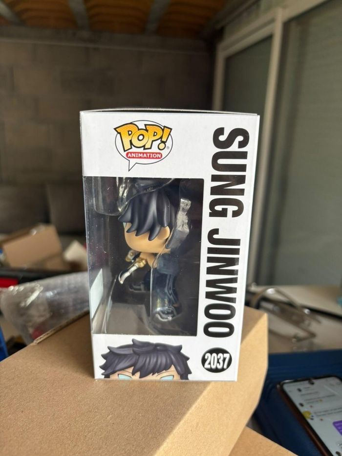 Funko Pop Sung Jinwoo Solo Leveling 2037 Limited Edition Supreme 9500 Pcs New - photo numéro 4