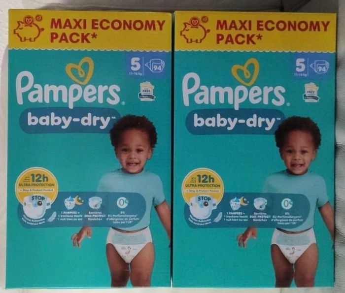 2 cartons de 94 couches PAMPERS Taille 5
