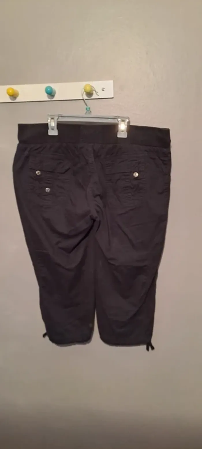 Corsaire femme noir - Marque Spot Basic - Taille 44 - Bon état. - photo numéro 7