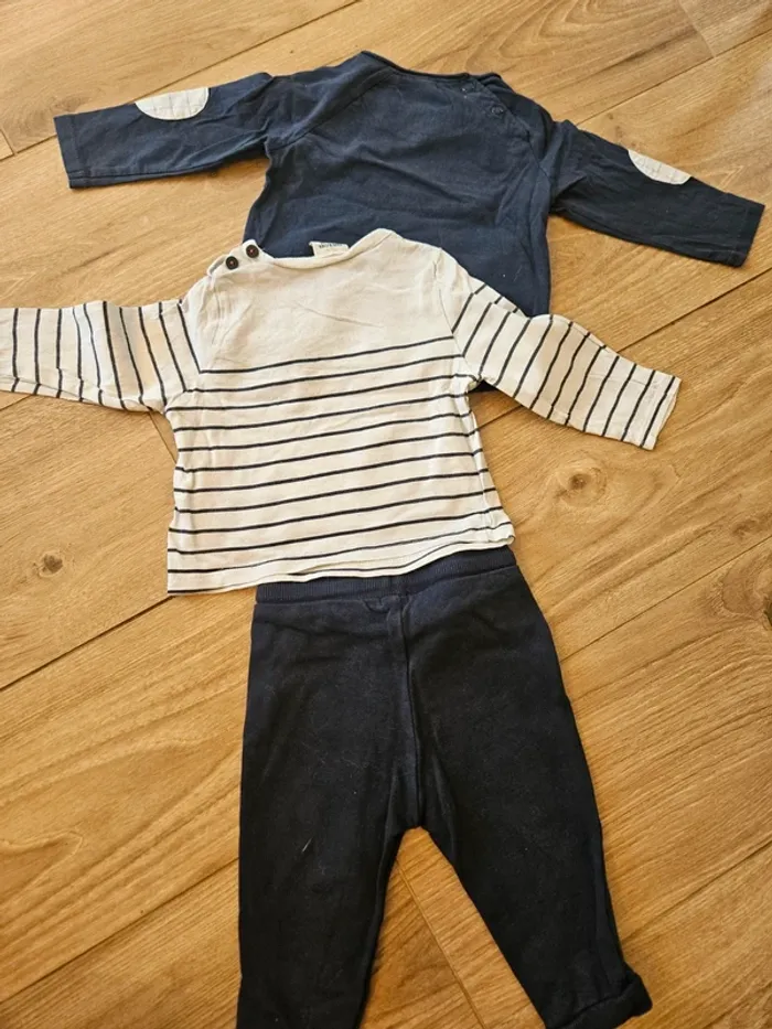 Ensemble 12 mois - photo numéro 5