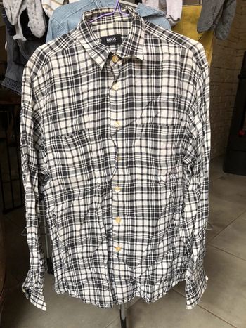 Chemise manche longue Hugo Boss taille XL