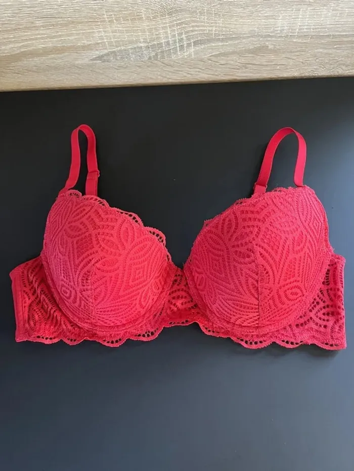 Soutien-gorge Taille 90D - photo numéro 4