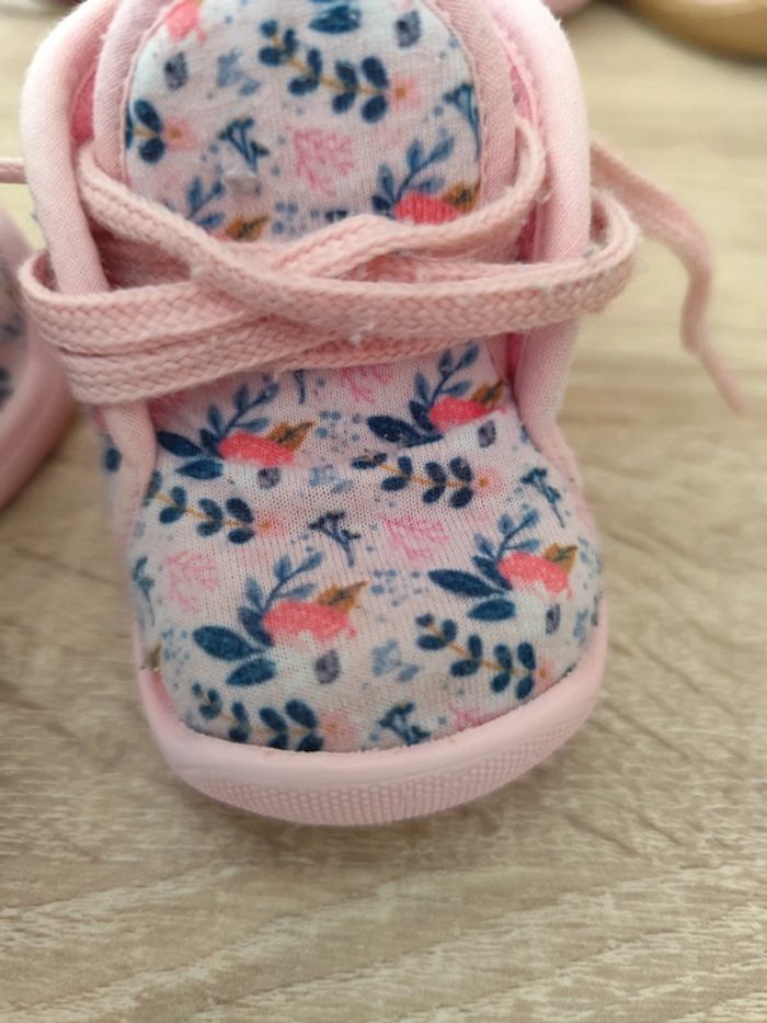 Chaussons motif fleur - photo numéro 3