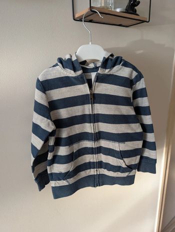 Sweat zippé rayé 116 cm