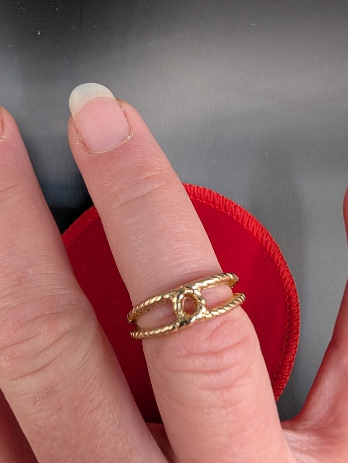 Bague 💍 Titane, Style Double Anneau Torsadé avec Détail Central neuve - photo numéro 5