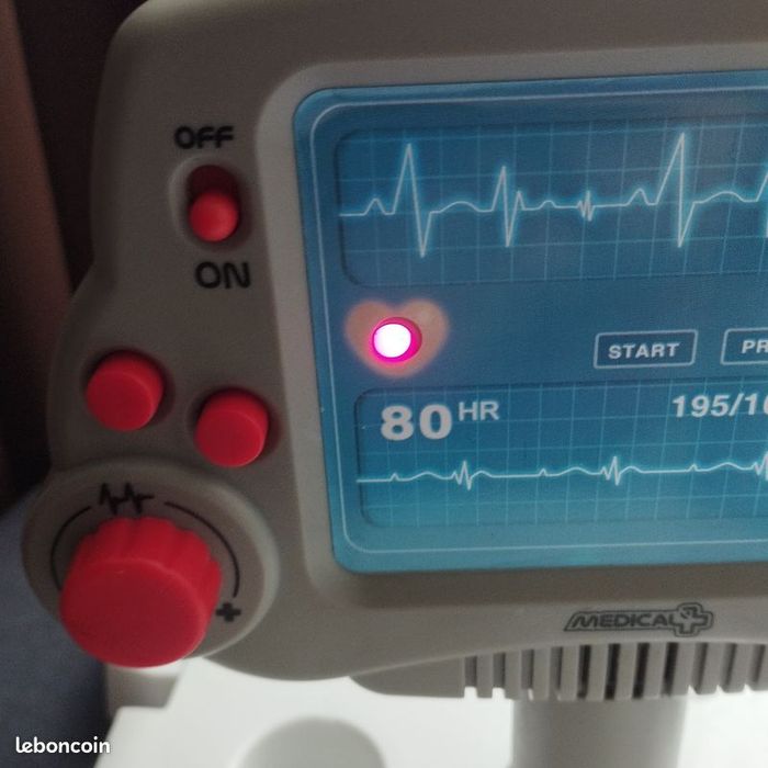 Accessoires de docteur et plateau sonores - photo numéro 4