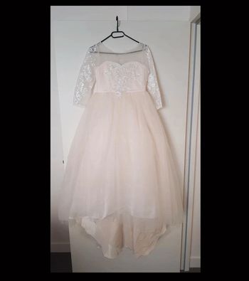💎 ROBE de princesse avec traîne et dentelle