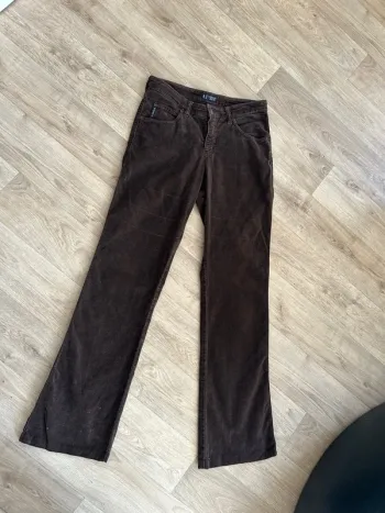Armani jeans pantalon, marron en velours, taille 36