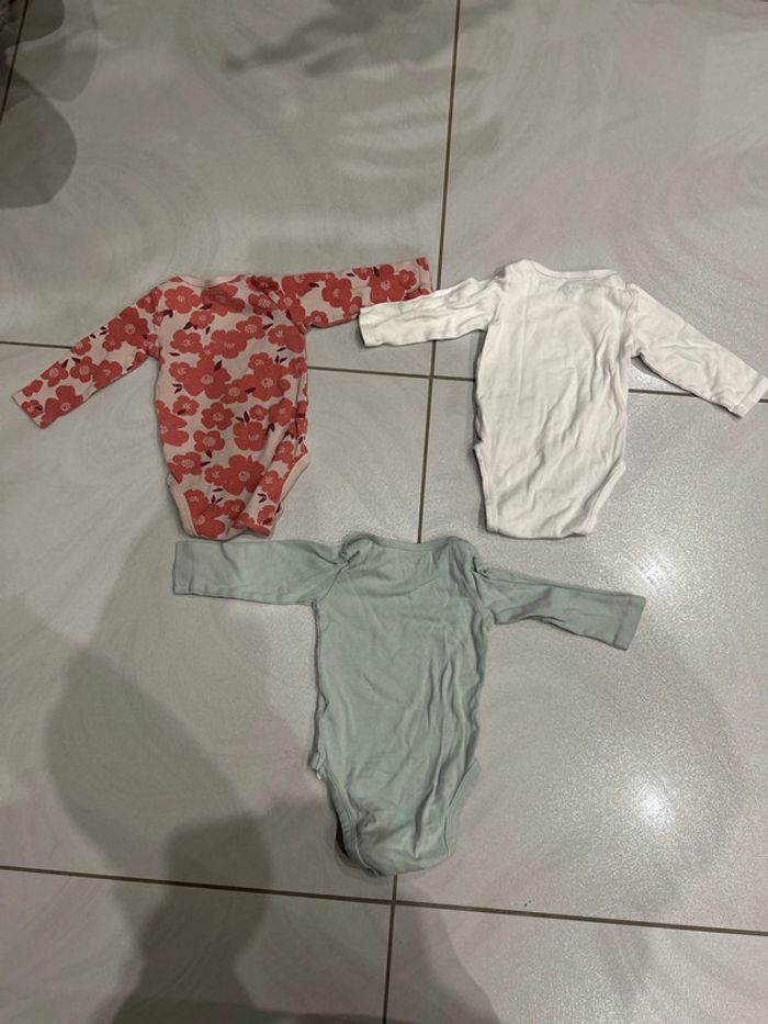 Lot de 3 bodies manches longues 12 mois - photo numéro 2
