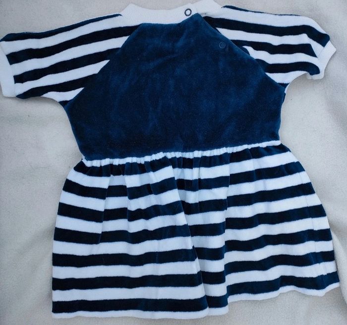 *Robe bleue - photo numéro 3