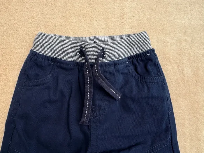 Pantalon bleu marine • lapinou • taille 6 mois - photo numéro 2