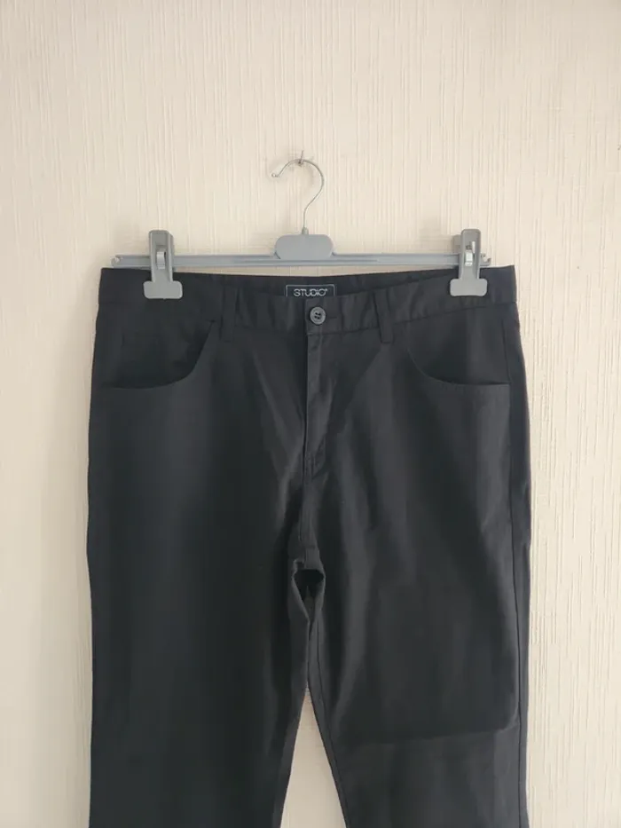 Pantalon costume / habillé noir Armand Thiery taille 44 - photo numéro 2