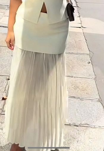 Jupe tendance neuve Zara taille L