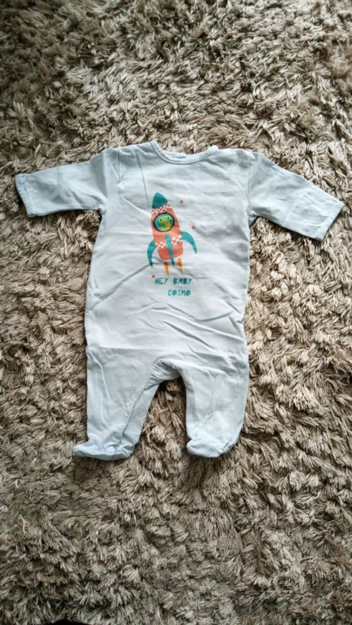 Pyjama 3 mois - photo numéro 2