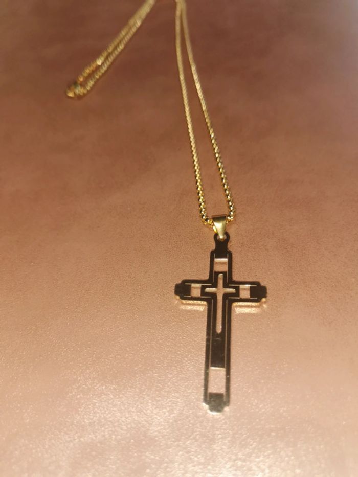 Collier et pendentif spirituel croix chrétienne