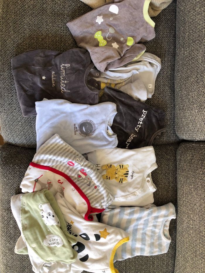 Lot 15 pyjamas 3 mois