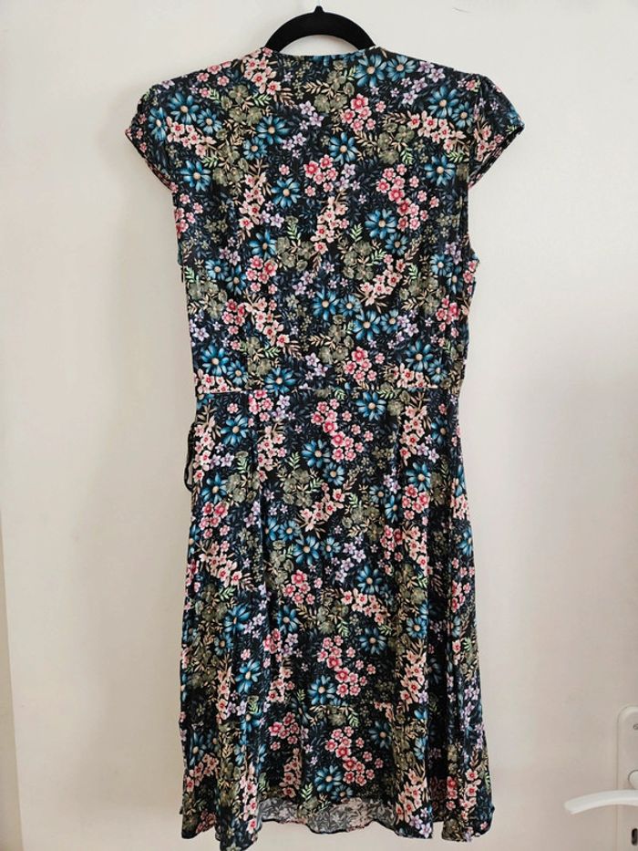 Robe portefeuille kookai taille 38 - photo numéro 2