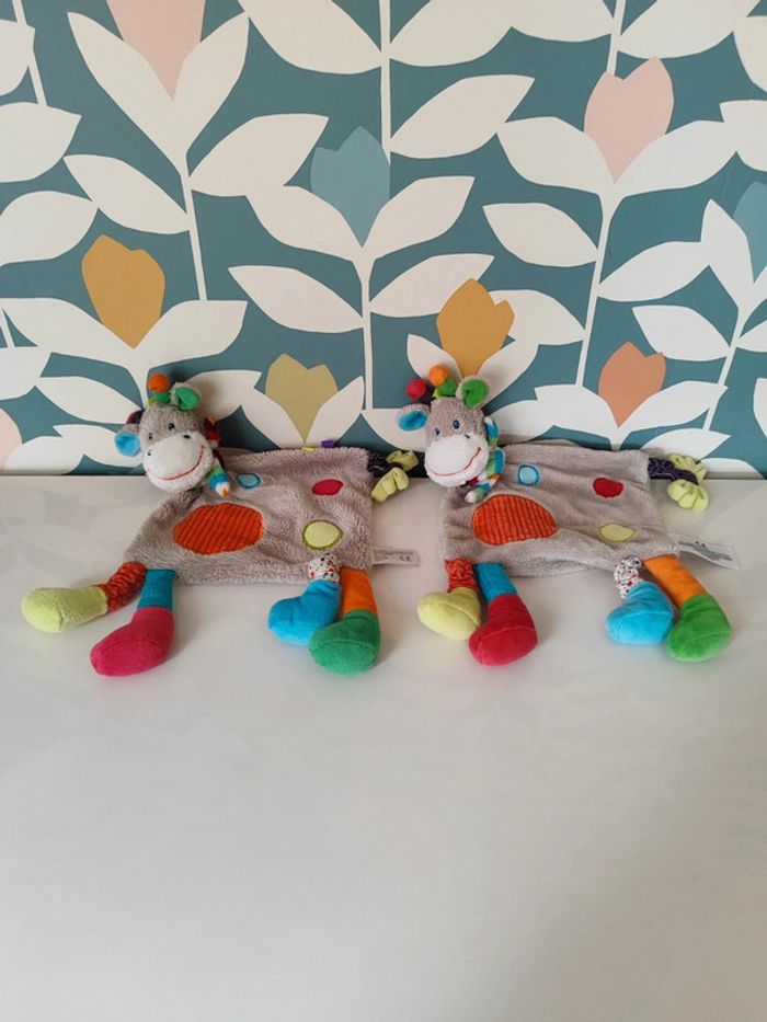 Doudou plat girafe simba toys nicotoy