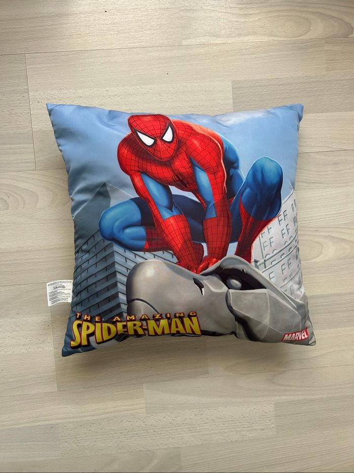 Coussin “The Amazing Spider-Man” Marvel – Officiel - photo numéro 2