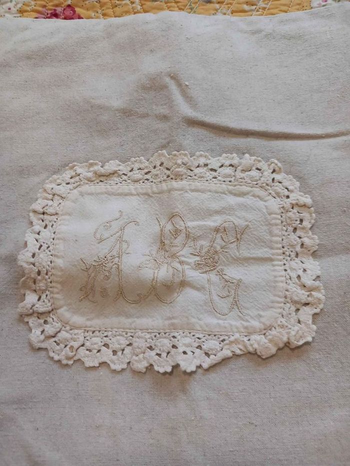 2 Petites taies d'oreillers - photo numéro 4