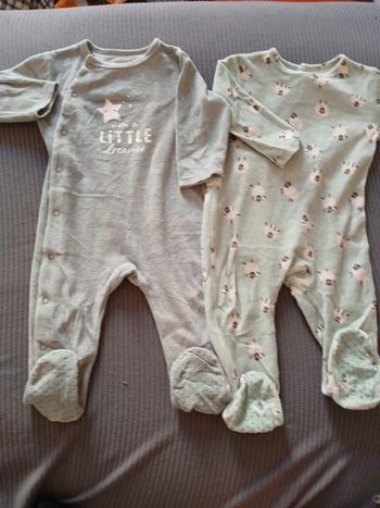 Pyjamas une pièce