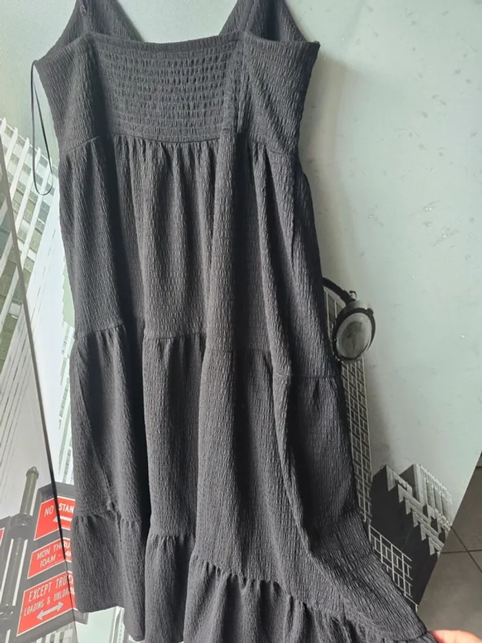 Robe noire d'été fluide - Taille 42 - photo numéro 4