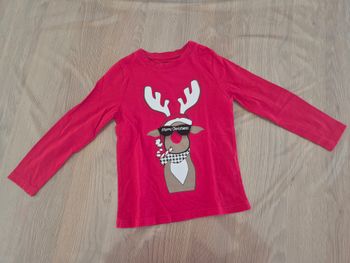 T-shirt Kiabi 4 ans rouge – Motif rennes 🌟