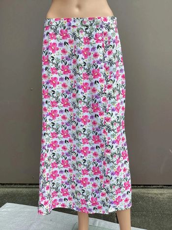 Jupe midi fleurie Kiabi taille 40 – excellent état 🌸