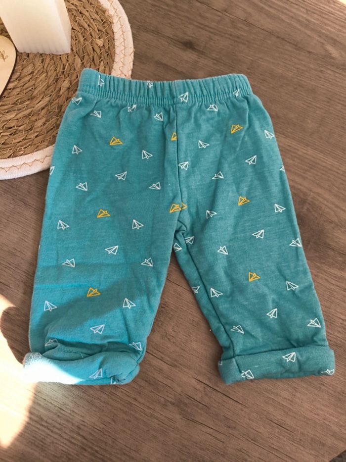 Pantalon 6 mois - photo numéro 2
