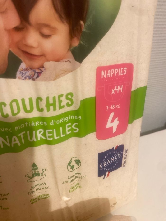 Couches neuves taille 4 - photo numéro 3