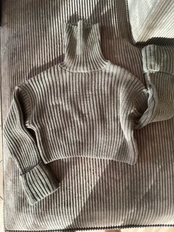 Pull col roulé Zara