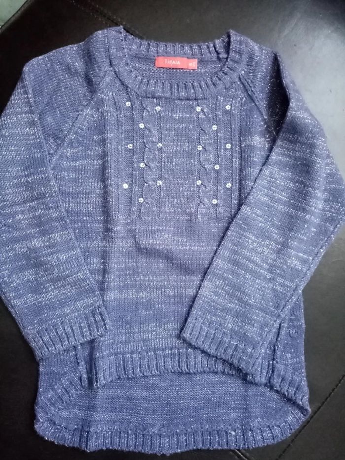 Pull avec fil brillant