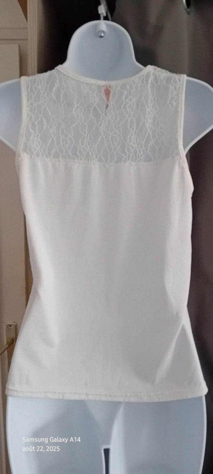 Haut blanc sans manches avec dentelle aspect gaufré fille 14 ans FPC - photo numéro 10