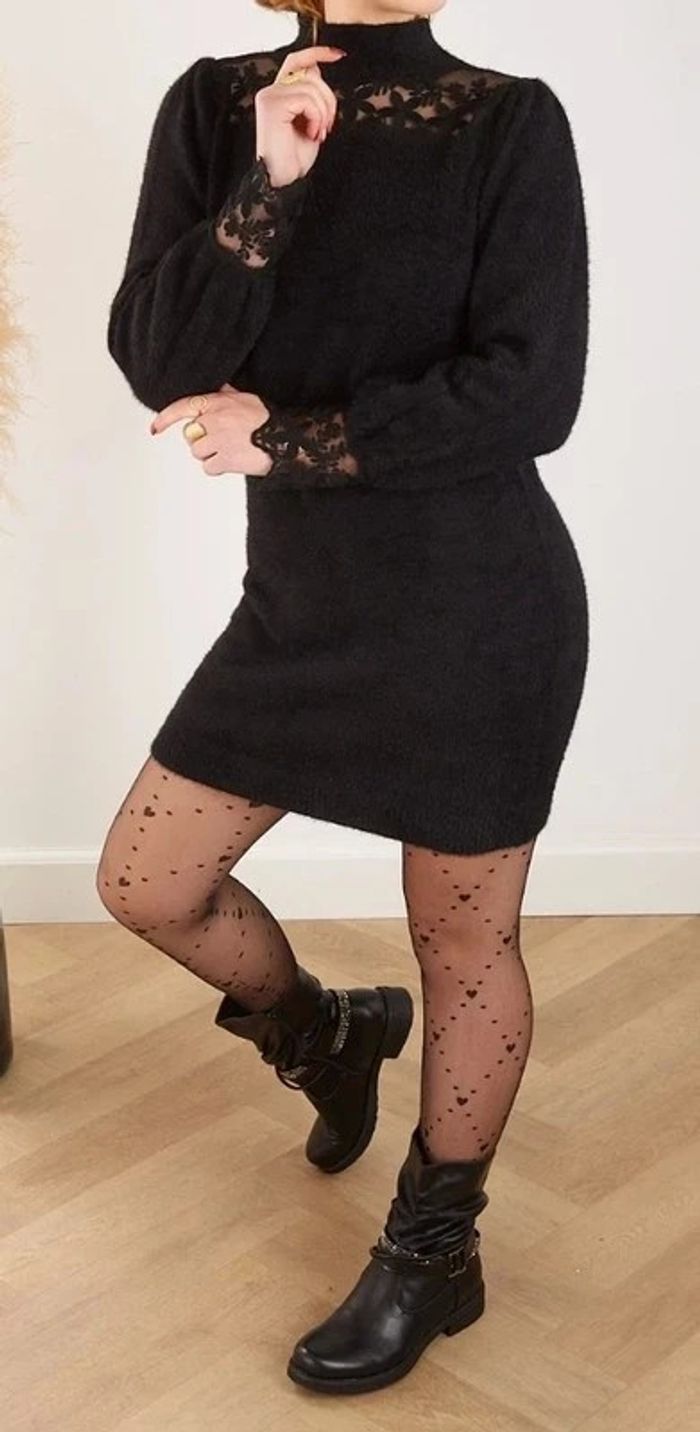 Robe pull avec détail en dentelle col et manche Taille unique - photo numéro 4